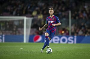 米乐-拉基蒂奇：费尔明首发战多特挺有趣 拉菲尼亚和特狮之间没问题