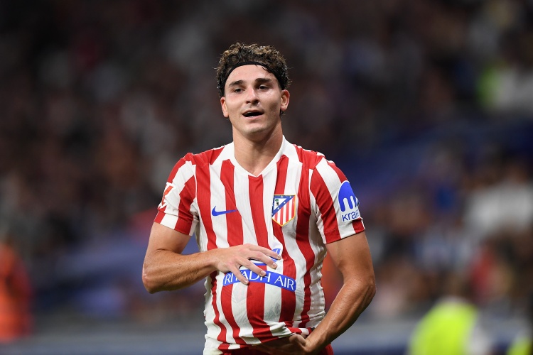 米乐体育-罗马诺：阿尔瓦雷斯绝对在巴萨的考虑之中，但马竞无意将其出售